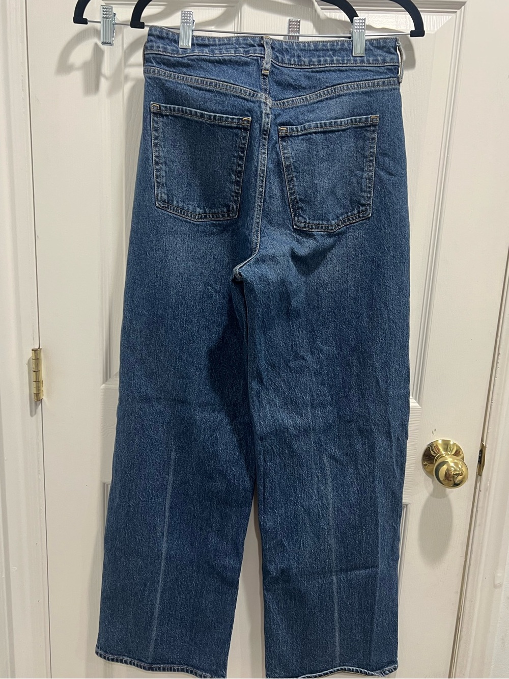 Old Navy Extra High-Rise Wide Leg Jeans - Blue Denim - Picture 2 of 3